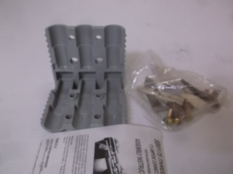 ANDERSON 6316 CONNECTOR W/HDW  NSMP