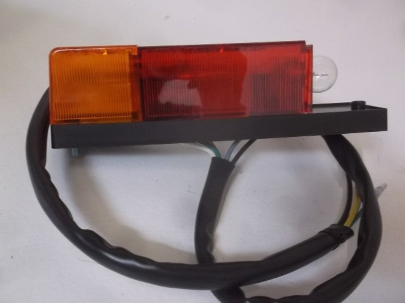 HYSTER 1376749 REAR LAMP (AS PICTURED)  NSMP