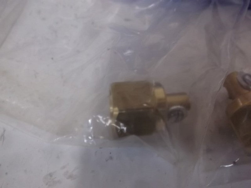 LOT OF 3 GRACO 24P806 DD INVISI PAC NOZZLE HOT MELT NSMP