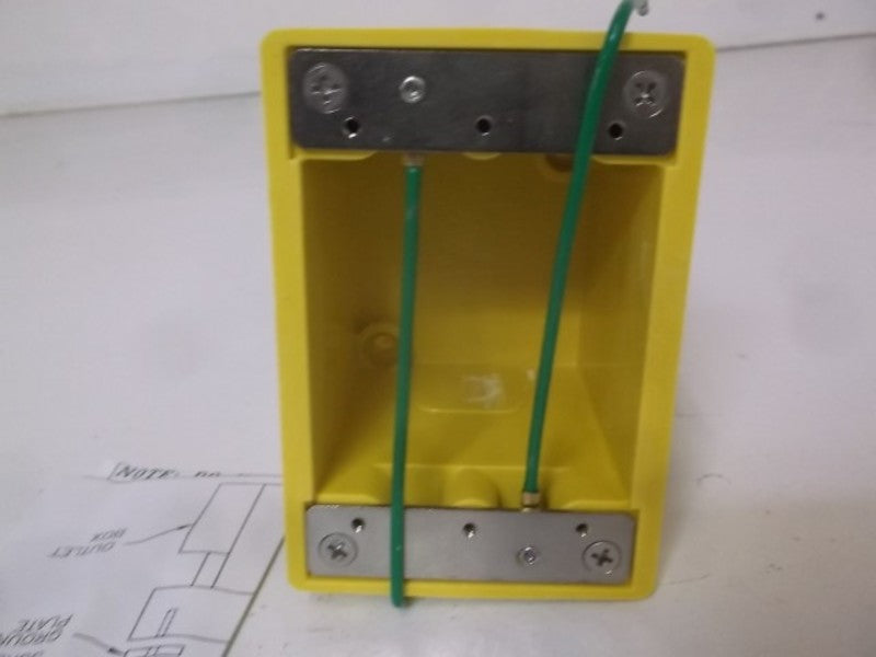 LEVITON 100-452CR F D BOX CORROSION RESISTANT 1/2" OPENING  NSMP