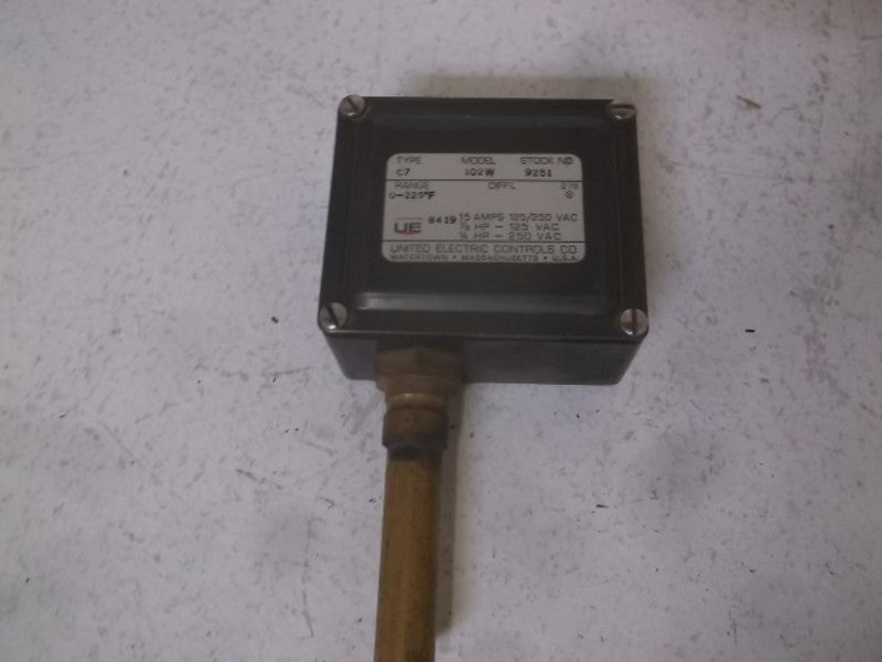 UNITED ELECTRIC C7-102W-9251 PRESSURE SWITCH  UNMP
