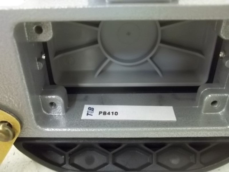 THOMAS & BETTS PB410 PANEL MOUNT BASE  NSNP