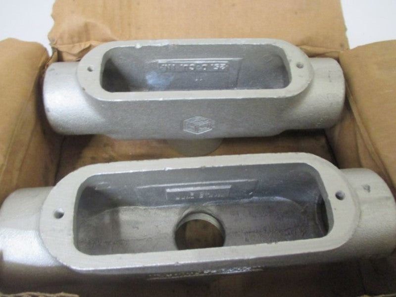 LOT OF 2 CROUSE-HINDS TB448 CONDUIT BODY 1-1/4" NSMP