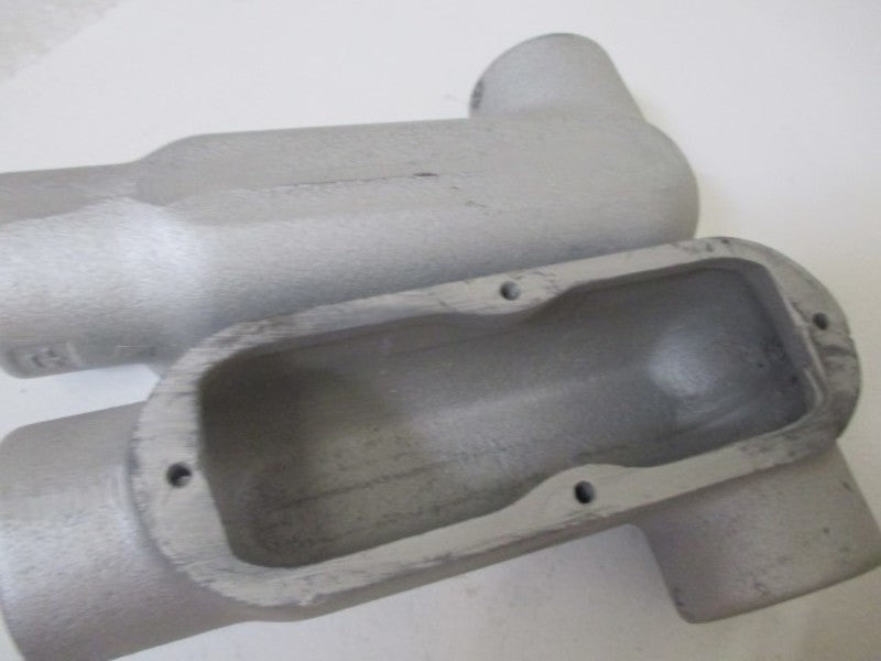 LOT OF 2 CROUSE-HINDS LL-58 CONDUIT BODY 1-1/2" LL COVER & GASKET NSMP