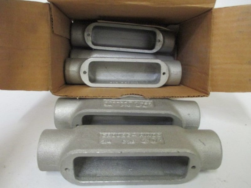 LOT OF 5 CROUSE-HINDS C28 CONDUIT OUTLET BODY 3/4" NSMP
