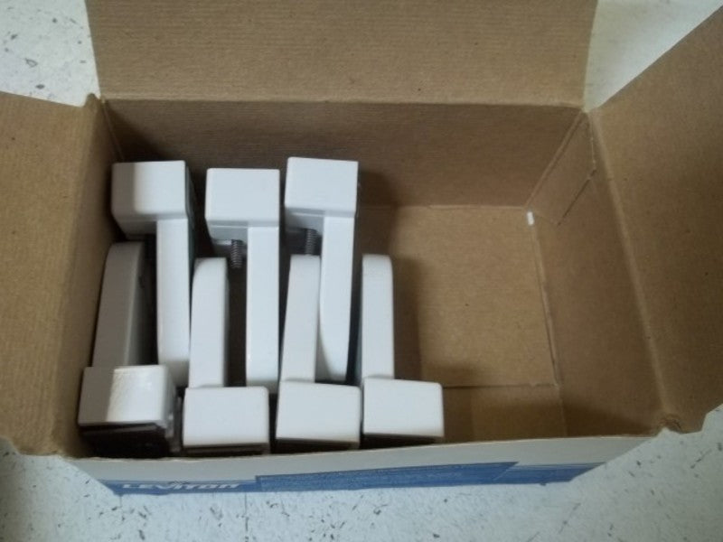 LOT OF 7 LEVITON 390-1W FLUORESCENT LAMPHODLER NSMP