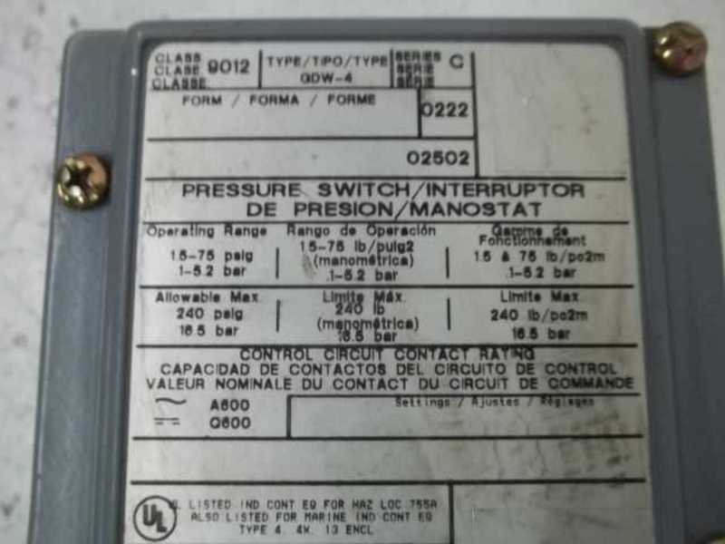 SQUARE D 9012-GDW-4 SER.C PRESSURE SWITCH  UNMP