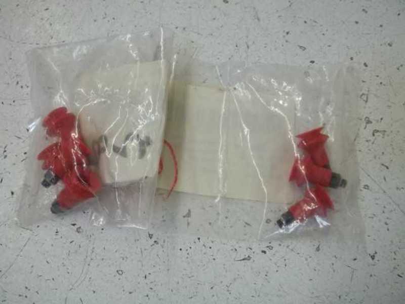LOT OF 7 SP6001-1561 VACCUM W/FITTING NSNP IN A BAG
