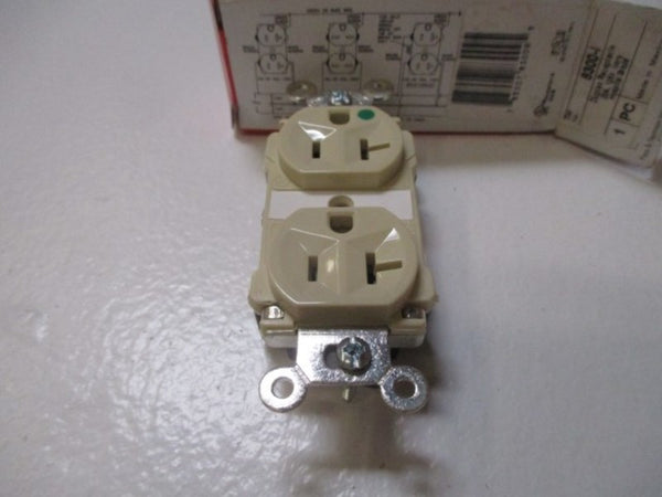 PASS & SEYMOUR 8300-I DUPLEX RECEPTACLE HOSPITAL GRADE  NSMP