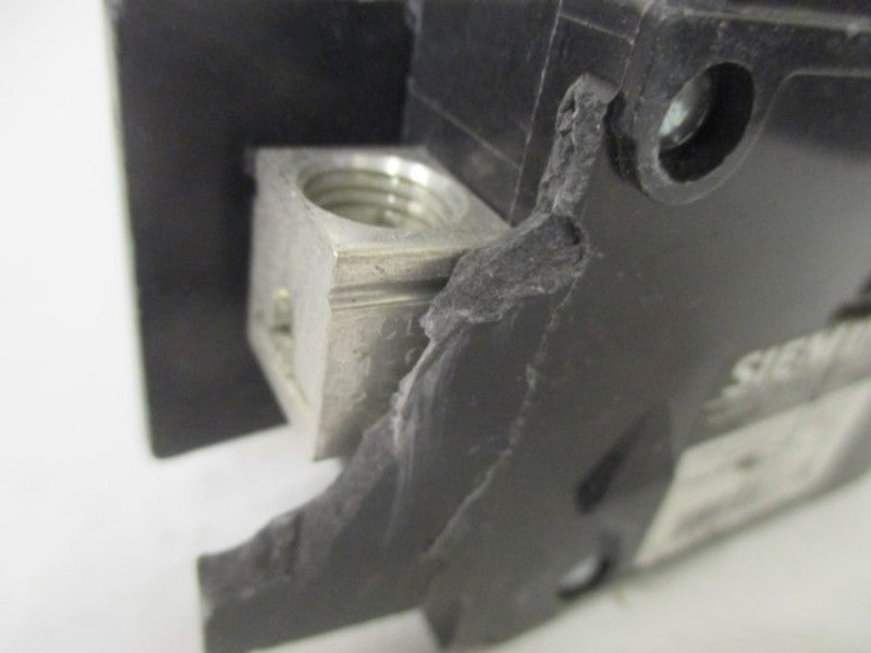 SIEMENS BQ2B015QX CIRCUIT BREAKER 15A (AS PICTURED)  NSNP