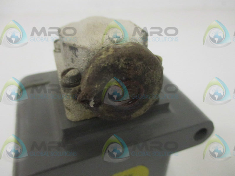 EATON 10316H2176 TYPE L LIMIT SWITCH  UNMP