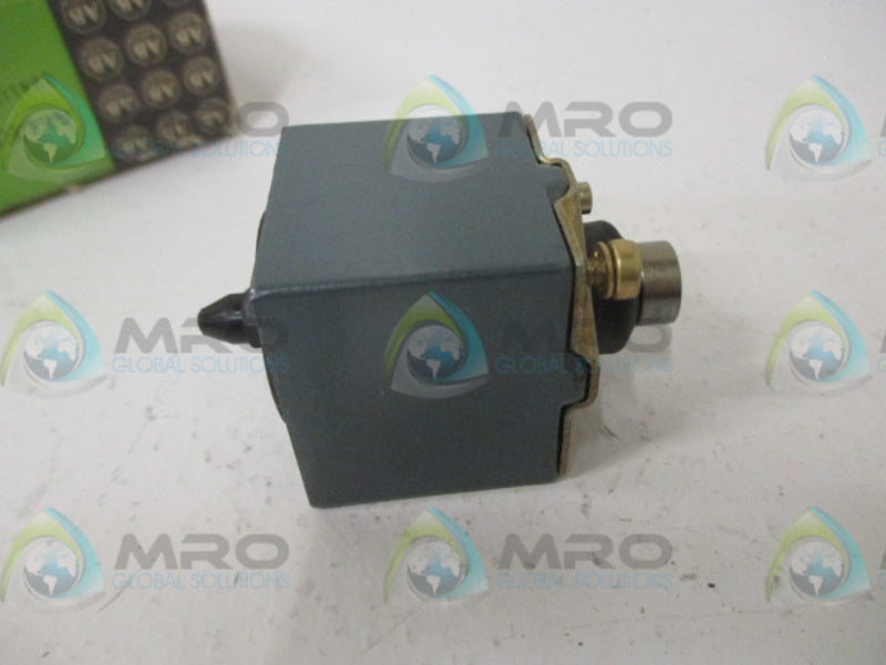 INDUSTRIAL SPARE PART Z-13949 OPERATING HEAD (MISSING ACCESSORIES)  NSMP