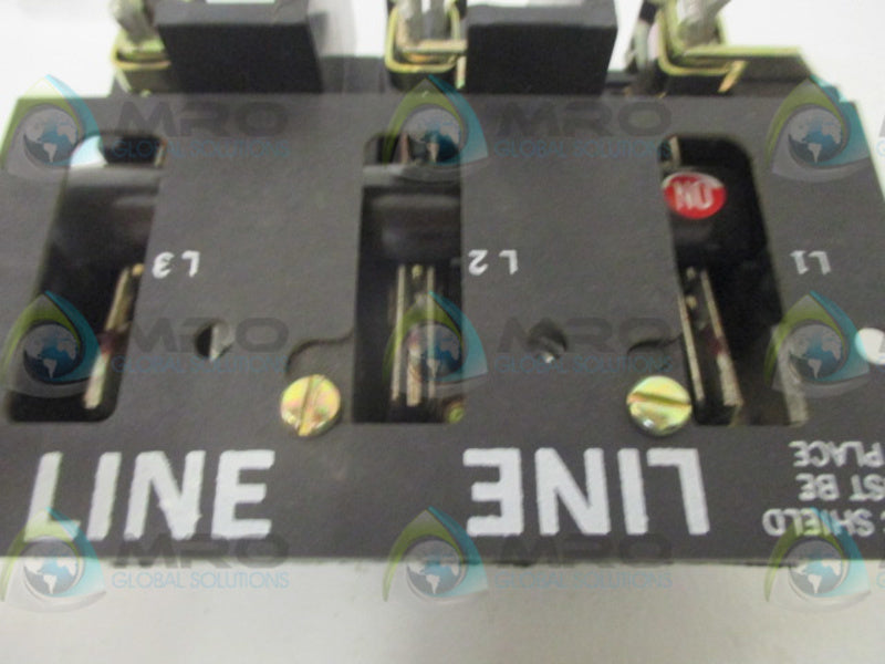 GENERAL ELECTRIC 425D211P1 DISCONNECT SWITCH (MISSING ACCESSORY)  NSNP