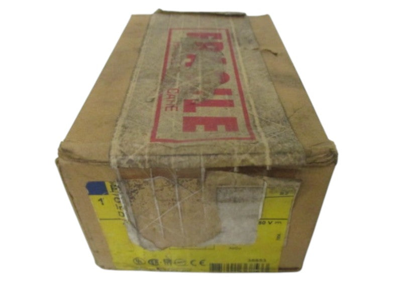 SQUARE D FHL26015 MOLDED CASE CIRCUIT BREAKER 15A  NSMP