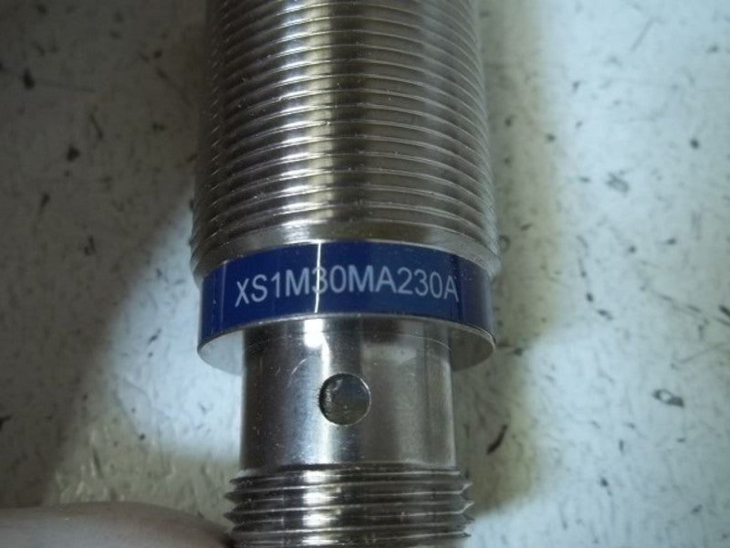 TELEMECANIQUE XS1M30MA230A PROXIMITY SWITCH  UNMP