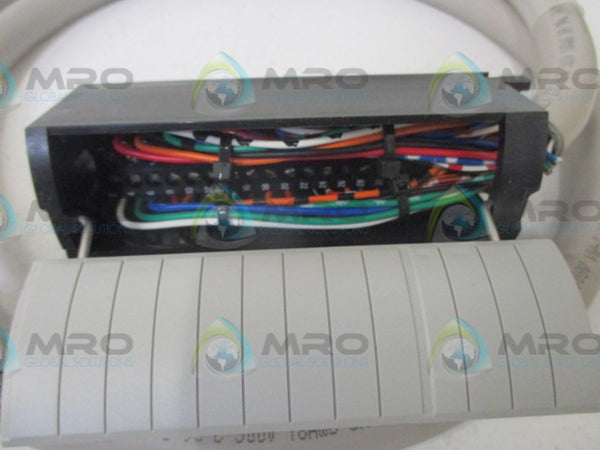 ALLEN BRADLEY 1492-CABLE010TBCH SER. C PRE-WIERED CABLE FOR MODULES  UNMP