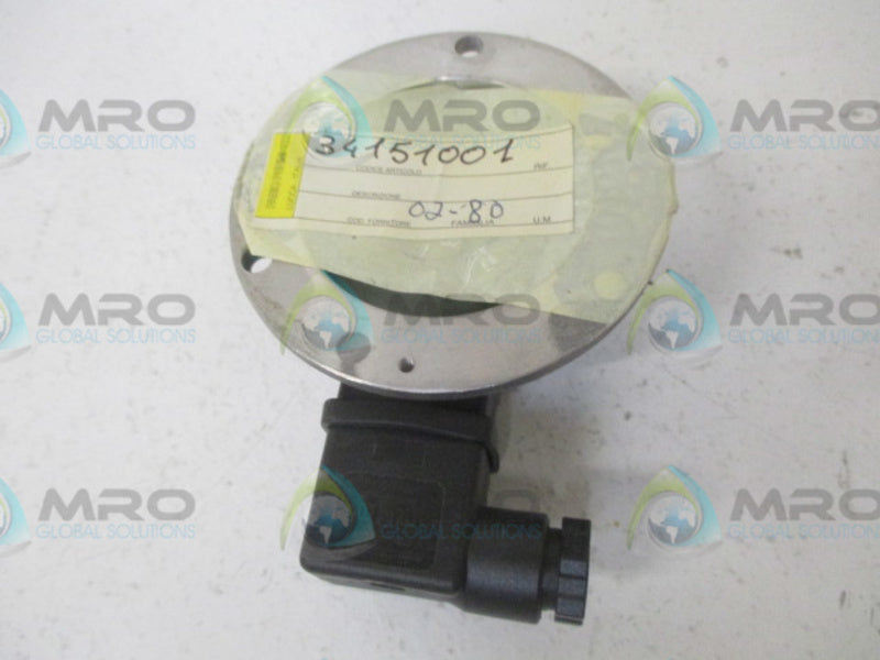 BARBER-COLMAN AT101 LOCKING COVER  NSNP