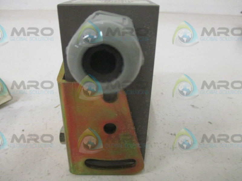 DATALOGIC RT10-4512 SENSOR  NSMP