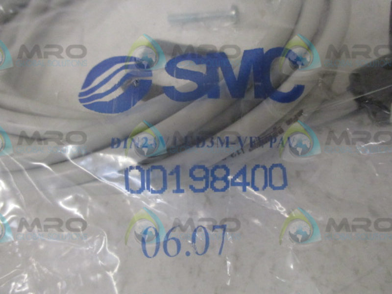 SMC SUB-24V-LED-3M-VF-PAV CONNECTOR  NSMP