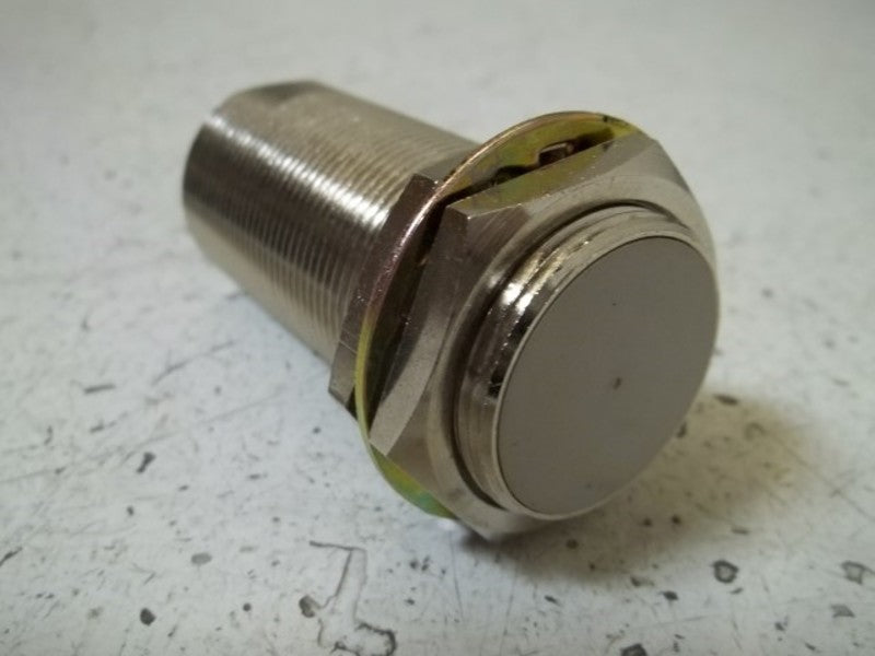 OMRON E2E2-X10C1-M1 PROXIMITY SENSOR  UNMP