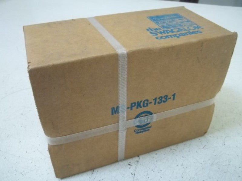 LOT OF 2 WHITNEY SS-M4VF8 VALVE NSFS