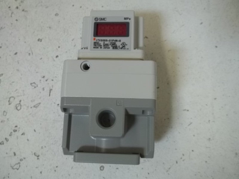 SMC ITV3050-31F4N-Q PNEUMATIC PRESSURE REGUALTOR  NSMP