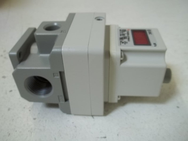 SMC ITV3050-31F4N-Q PNEUMATIC PRESSURE REGUALTOR  NSMP
