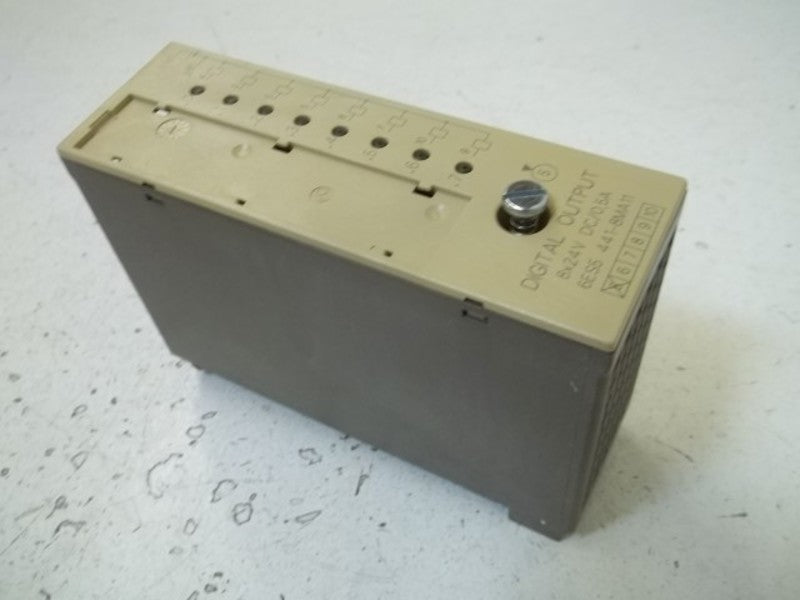 SIEMENS 6ES5 411-8MA11 DIGITAL OUTPUT MODULE  NSMP
