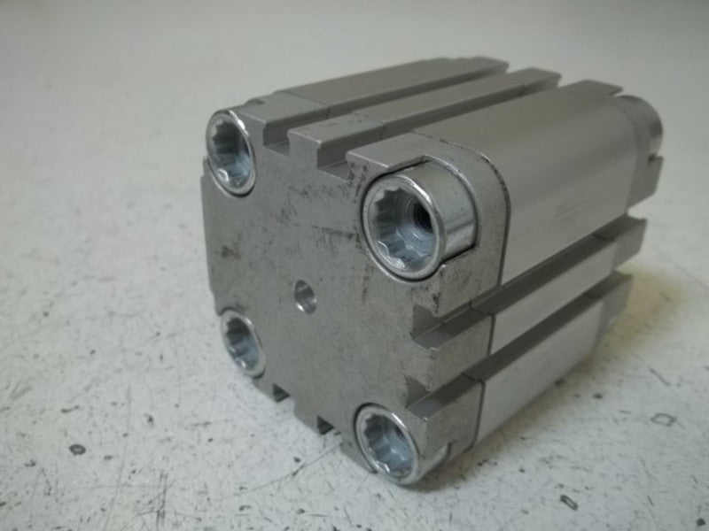 FESTO ADVU-40-25-P-A PNEUMATIC CYLINDER  UNMP