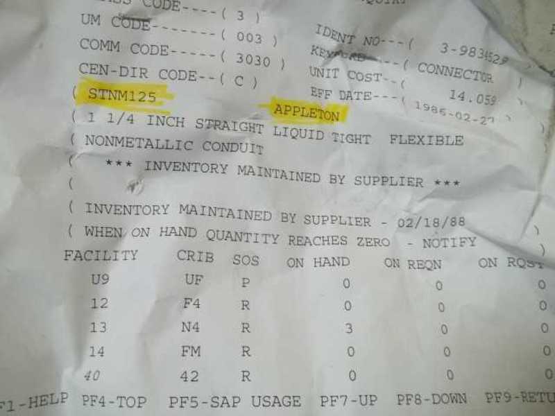 APPLETON STNM125 1-1/4" STAIGHT LIQUID TIGHT  UNMP