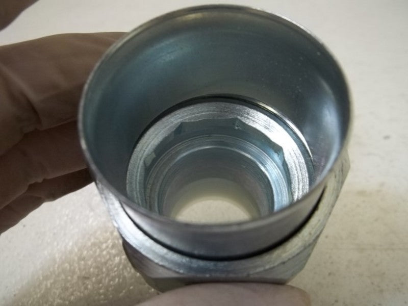 THOMAS & BETTS STNM100 CONNECTOR  UNMP