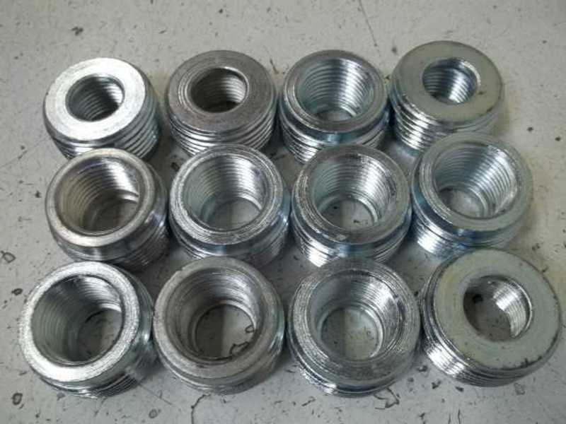 LOT OF 12 APPLETON RB100-50 1-1/2" CONDUIT BUSHING NSNP