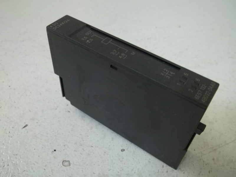 SIEMENS 6ES7 132-4BD32-0AA0 DIGITAL OUTPUT (5 IN BOX)  NSMP