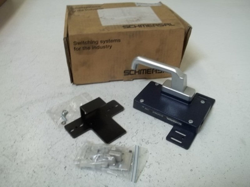 SCHMERSAL AZ 16-STS30-07 OUTSIDE DOOR HANDLE  NSMP