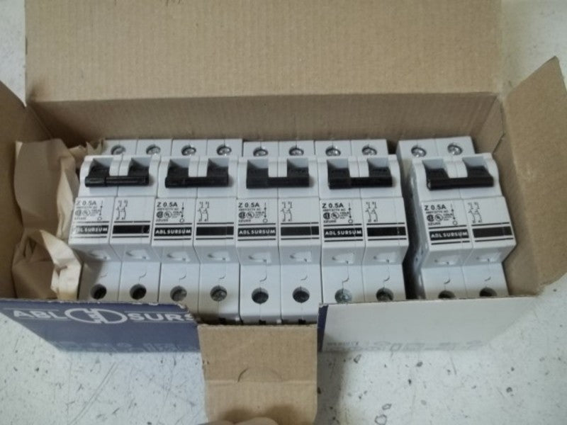 LOT OF 5 ALTECH CORP. 2ZU05 CIRCUIT BREAKER NSMP