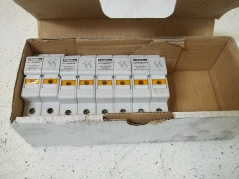 LOT OF 4 FERRAZ SHAWMUT USCC2I CIRCUIT BREAKER NSMP