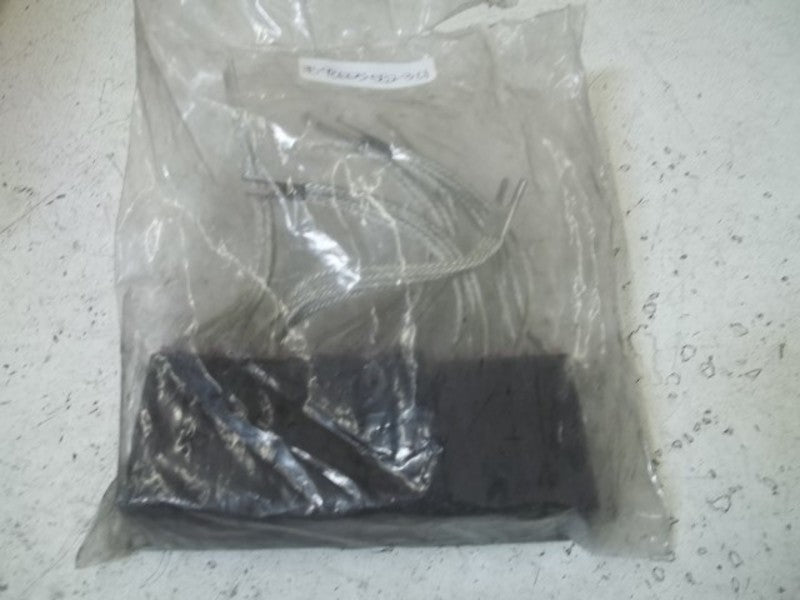 LOT OF 6 CARBON PRODUCTS 38-981225-582-3-01 BRUSH CARBON NSNP IN  A BAG