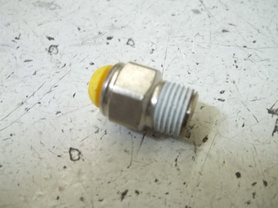 LOT OF 8 PARKER F3PB4-1/8 CONNECTOR NSNP
