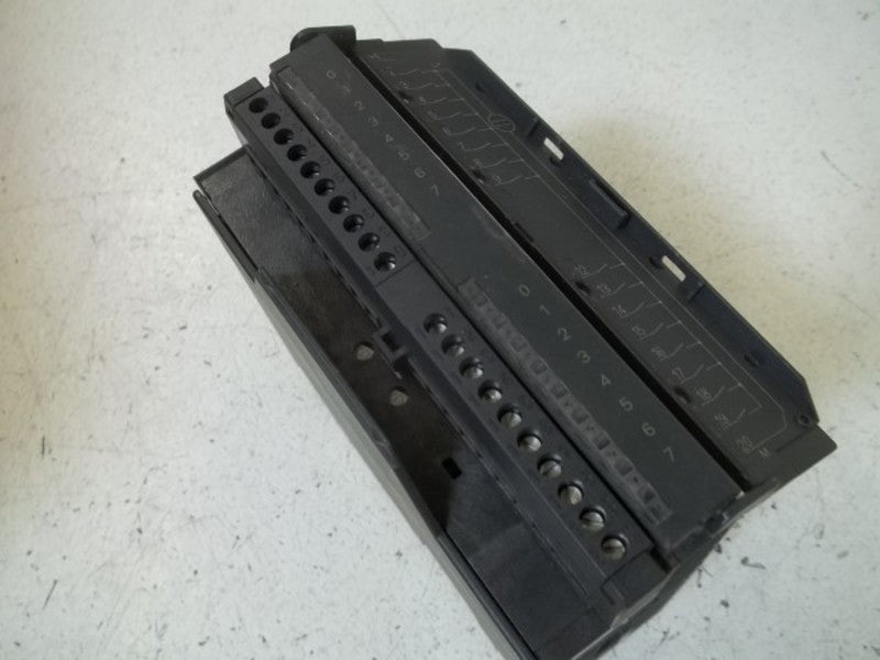 SIEMENS 6ES7 321-1BH02-0AA0 INPUT MOUDLE  UNMP