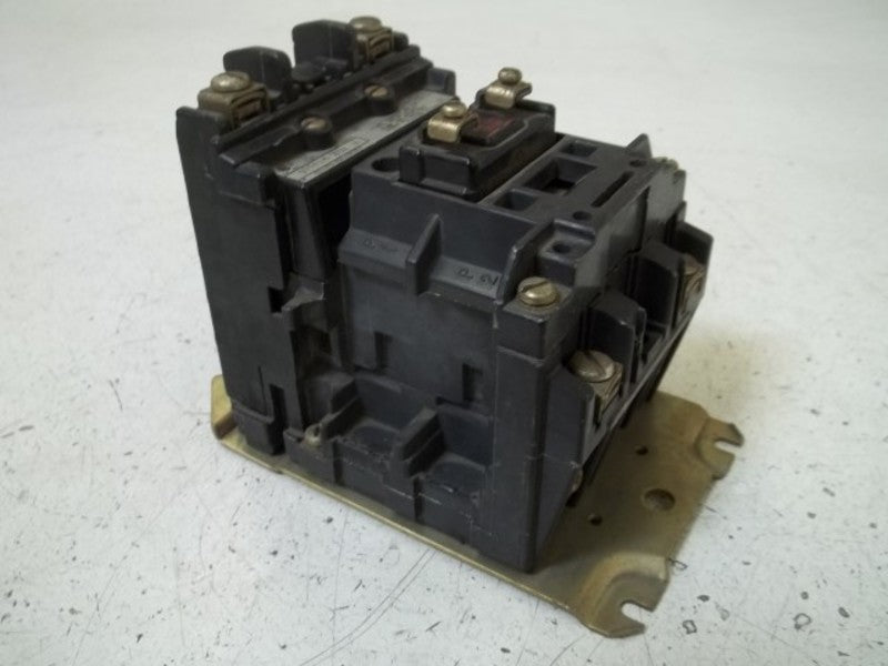 INDUSTRIAL SPARE PART 500FL -AOD92 SER.A CONTACTOR 120V  UNMP