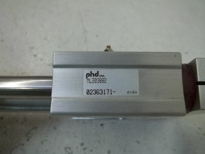 PHD, INC. ML203882 PNEUMAITC CYLINDER  UNMP