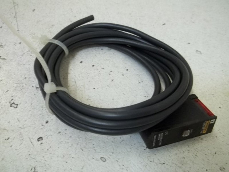 OMRON E3S-AT11-L PHOTOELECTRIC SENSOR  UNMP