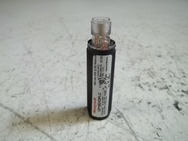 HONEYWELL CP18D1DPLC PHOTOELECTRIC ENERGETIC DIFFUSE CYLINDRICAL  UNMP