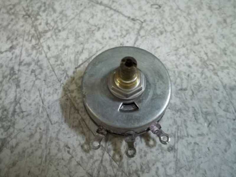 HOYT 647 AMPMETER 1-20 AMPS 15V  NSMP