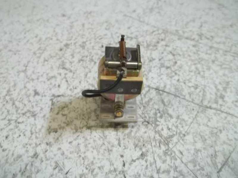 MAGNECRAFT W86X-4 TRANSMITTER 24 VDC  UNMP