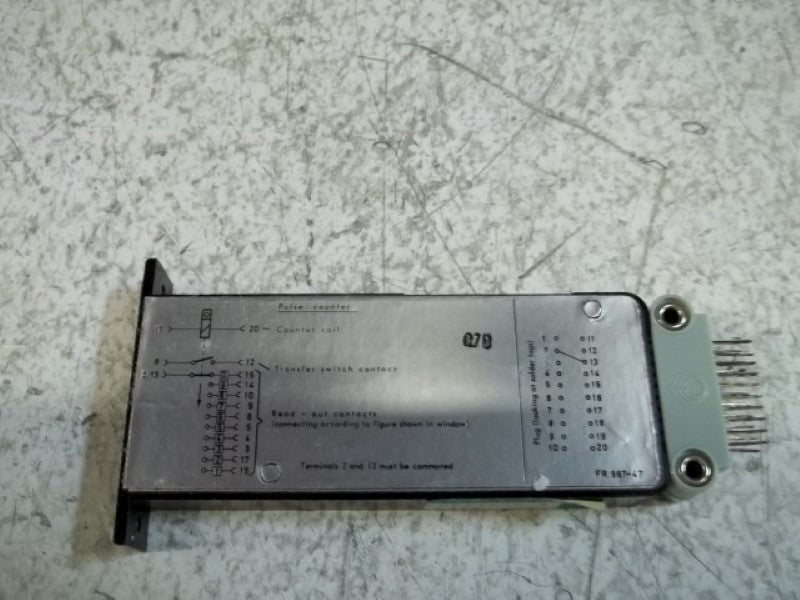 HECON G08810364 PULSE COUNTER 24 DC  UNMP