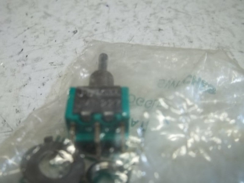 JBT INSTRUMENTS JMT-227 TOGGLE SWITCH  NSMP