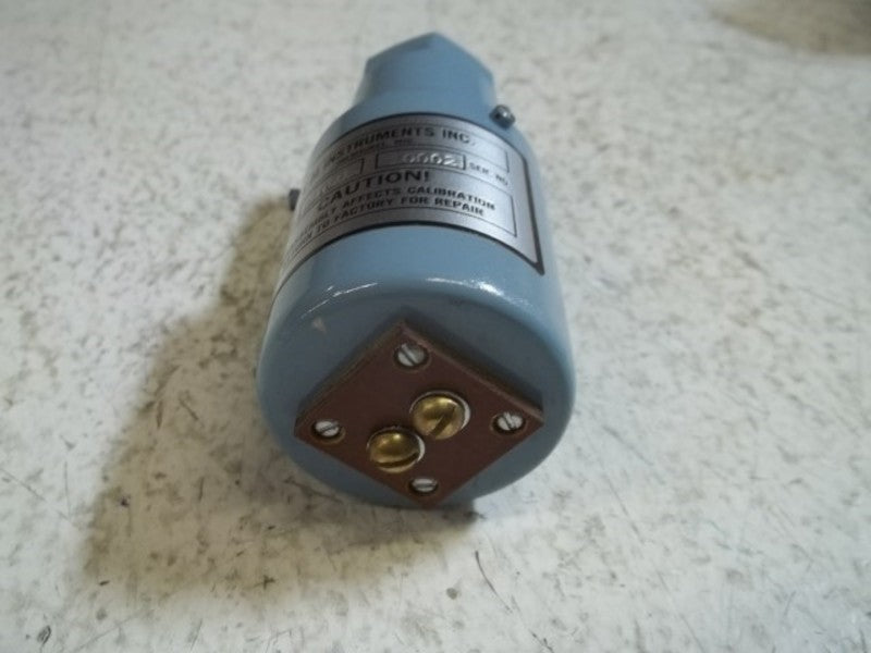 E-M INSTRUMENTS E104A GENERATOR AC TACHOMETER  UNMP