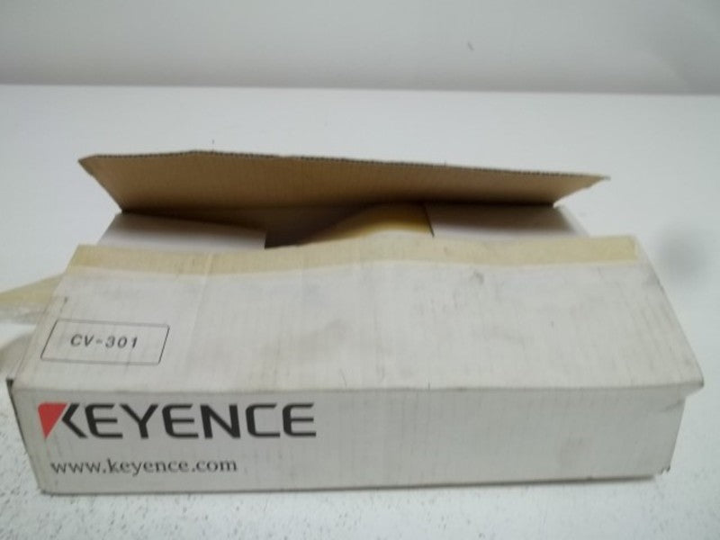 KEYENCE CV-301 COMPACT COLOR VISION SYSTEM  NSMP