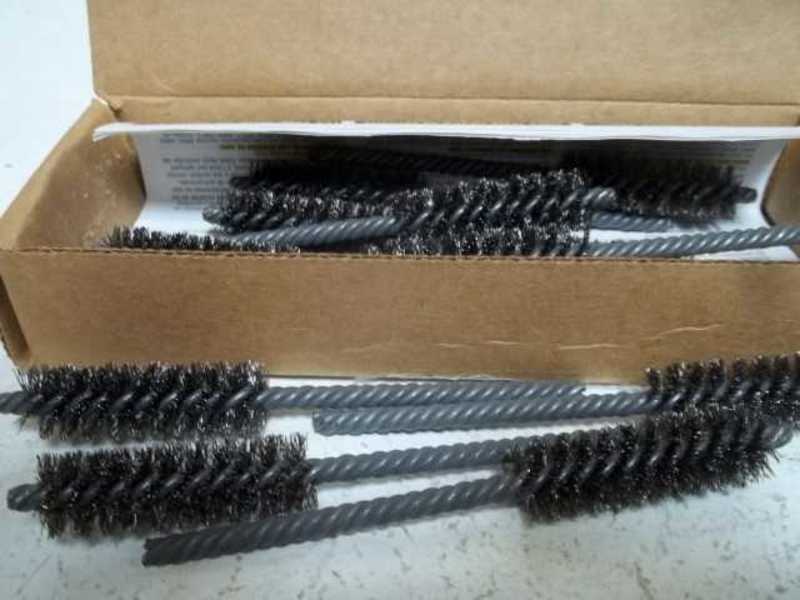 LOT OF 12 OSBORN 51023 WIRE TUBE BRUSH 5/8" NSMP